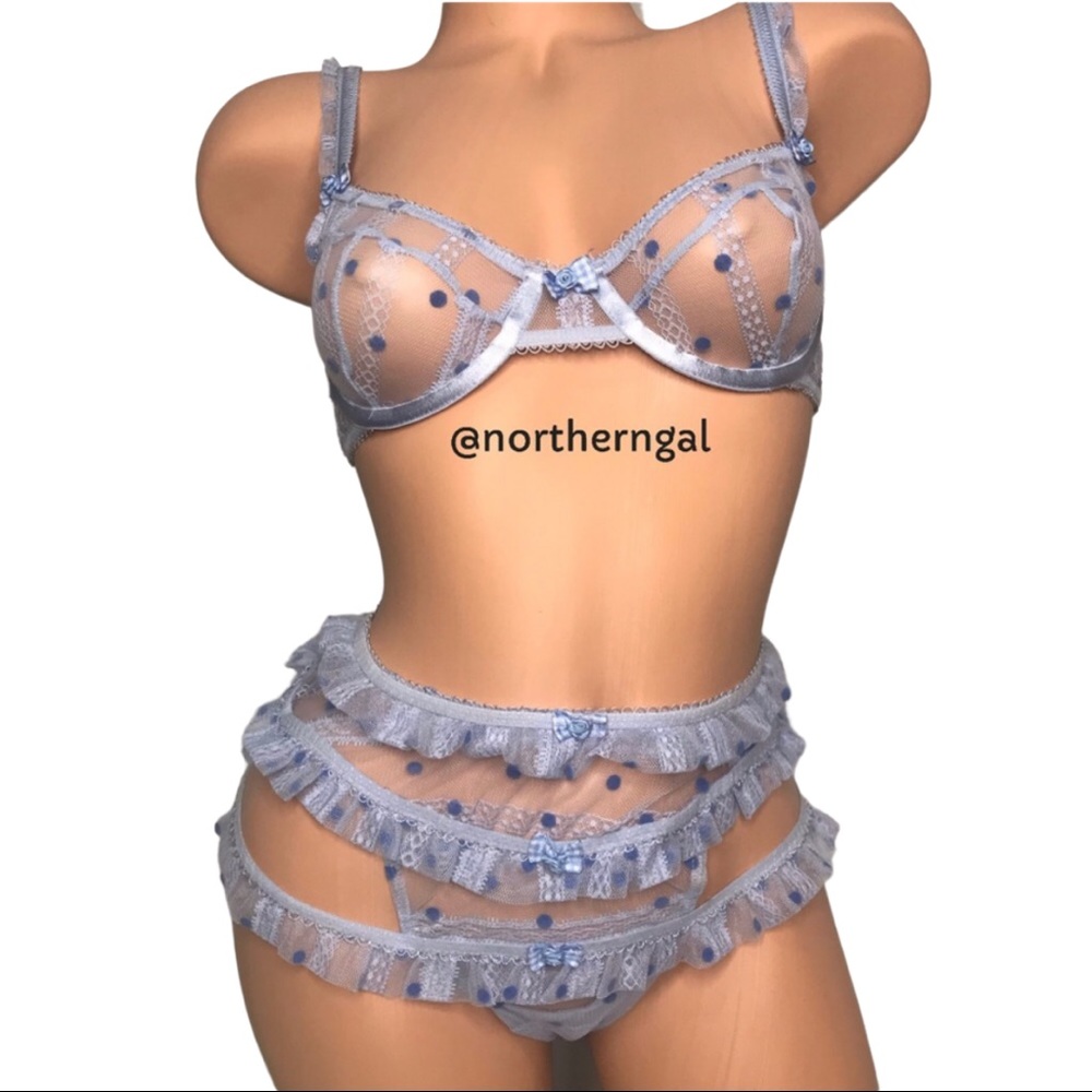 Victoria’s Secret For love and lemons Blue Polka Dot Harper Bra Set